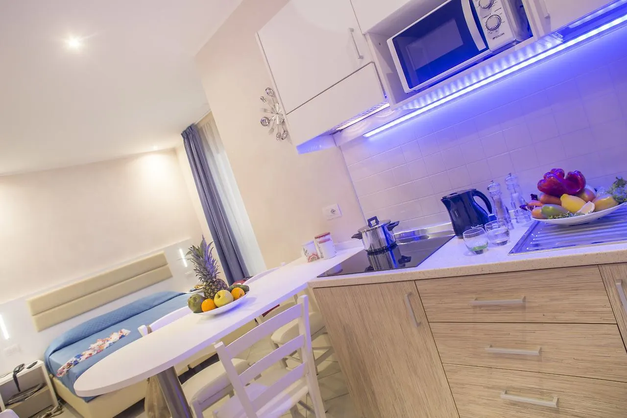 *** Lejlighedshotel White Suite & Apartments Bellaria-Igea Marina Italien