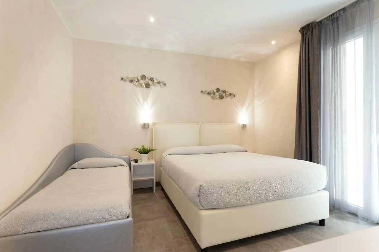 White Suite & Apartments Bellaria-Igea Marina 3*,  Italien